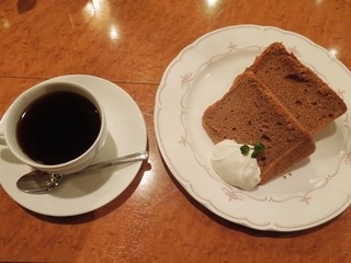 Sweets Cafe  - シナモンのシフォンケーキセット