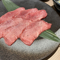 近江うし 焼肉 にくTATSU 青山本店 - 