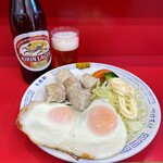 大勝軒 - Ａ定食単品（シュウマイと目玉焼き）と良く冷えたチンカチンカ