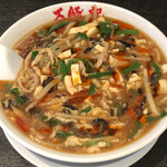 万豚記 - 酸辣湯麺