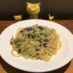 Picton - 鯖と白ネギのオイルソースパスタ