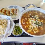 Gojuuban - 【2022.2.11(金)】麻婆ラーメン(並盛)750円＋半チャーハン500円＋ギョウザ(5個入り)350円