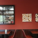 足羽山 ATARASHIYA - 店内（座った場所からパチリ）