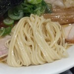 八雲 - 麺の感じ