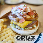 CRUZ BURGERS & CRAFT BEERS - 