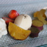 イロナキカゼ - 2013年1月：デザート、ショウガのアイスと安納芋