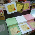 フレッシュロースター 珈琲問屋 - 店内には色色なものがりますね!!