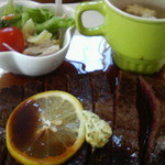 かもめ食堂 - ステーキプレートセット　1,750円