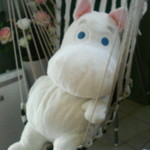 かもめ食堂 - ハンモックにゆられているムーミン