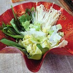 NEW UDON Moo-Ka Ta - 野菜盛り合わせ