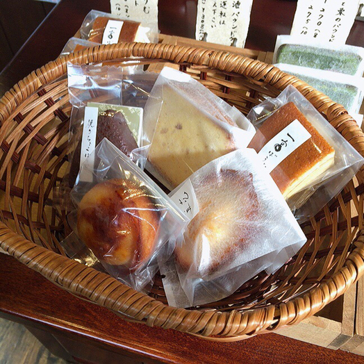 菓子と珈琲 暖 （はる） - 空港通り/ケーキ | 食べログ