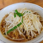 ラーメンかぶとや！ - もやしラーメン