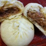 上海肉まん - 今回の肉まんはアンがとっても良い味付けで文句ないです♪