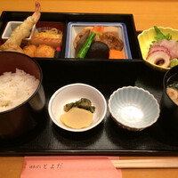 割烹 とよだ - とよだ弁当(お刺身付き)