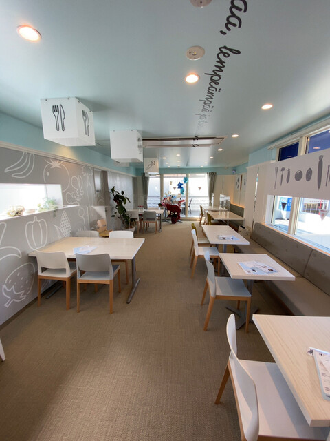 Cliff Bear Cafe photo 4