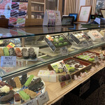 Kyouno Kita - 店内のお菓子売り場「撰 利久」