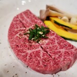 フジヤマ食堂 - もも肉の美味しいとこ