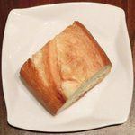 ヴィアート - <'13/01/07撮影>木戸シェフ自慢 本日のスペシャリテ 1000円 のパン