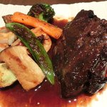 ヴィアート - <'13/01/07撮影>木戸シェフ自慢 本日のスペシャリテ 1000円 の黒毛和牛ホホ肉の赤ワイン煮込み