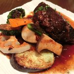 ヴィアート - <'13/01/07撮影>木戸シェフ自慢 本日のスペシャリテ 1000円 の黒毛和牛ホホ肉の赤ワイン煮込み