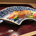 寿修 - 妻はアマダイの焼き物です。