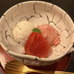 平等院表参道 竹林 - いちご　いちごシャーベット　豆乳アイス