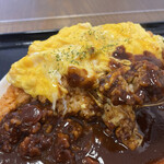 わ楽 - オムライス　リフトアップ