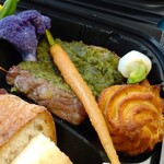 ドゥース ダイニング ウイング - ★牛ロースのグルマンディーズ（ハーブパン粉焼き）