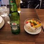 Spanish × Italian Hana - Heinekenと付きだしのピクルス