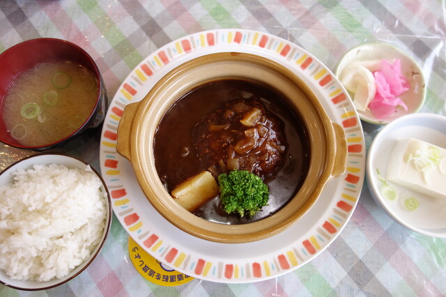 ひまわり　※木曜日休み>