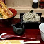 家族亭 - 天丼のタレがもうちょっと欲しいなぁ…