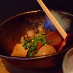なっぱjuicy - 名物野菜と豆腐とモツ煮込み（９８０円）