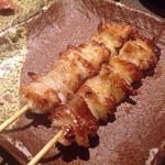 地鶏串焼家 鳥みや - 2013.1.14   皮¥130