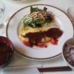 ランチ ８８０円