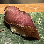 初音鮨 - 鰹のヅケ