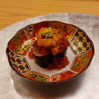 祇園 寿司六 - 