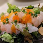 肴屋 魚まる - 甘海老のカルパッチョ。身振りプリプリの海老んまー。