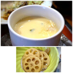 Ajisai Isozaki - ◆茶碗蒸しもタップリ。少し塩が強めでしたし多くて残しました。m(__)m ◆蓮根の金平はいいお味。
