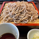 すい庵 - もり大盛り950円。※大盛@350円。太めの蕎麦。辛汁が旨い。