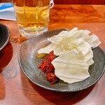 名物やきとんと塩もつ煮込みの店 たけだ - 辛味噌も最高