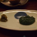 うなぎ亭 友栄 - 薬味　山椒のすりつぶしと柚子こしょう