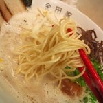 金田家 - 麺は相変わらず濃厚豚骨ｴｽﾌﾟﾚｯｿスープをガッスリ持ち上げる！