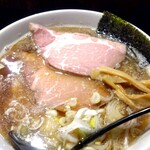 らーめん屋本舗　麺龍 - 支那そば並盛り(煮干し2倍)焼豚追加ver.　¥950
