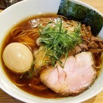 地球の中華そば - 醤油 細麺 半熟煮玉