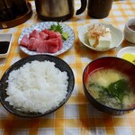 Kappoumakino - 中トロ定食