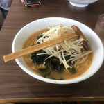 麺屋 悠信 - 辛味噌ラーメン700円