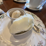 Bel Paese  - ミルクジェラートとキャラメルムース