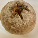 雑穀パンの店ひね - ひよこ豆のカレーパン@１８０