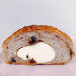 たま木亭 - ブルーベリークリームチーズ断面