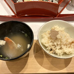 ホテル鹿の湯・花もみじ - 鶏ときのこの釜飯　鉄炮汁